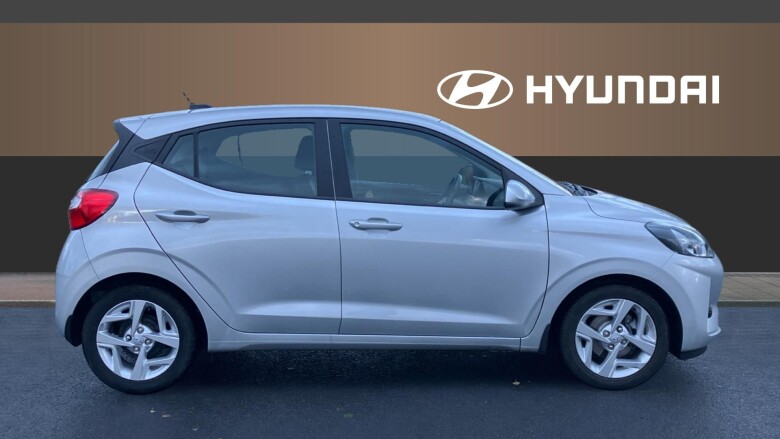 Hyundai i10 1.0 MPi SE Connect 5dr Petrol Hatchback